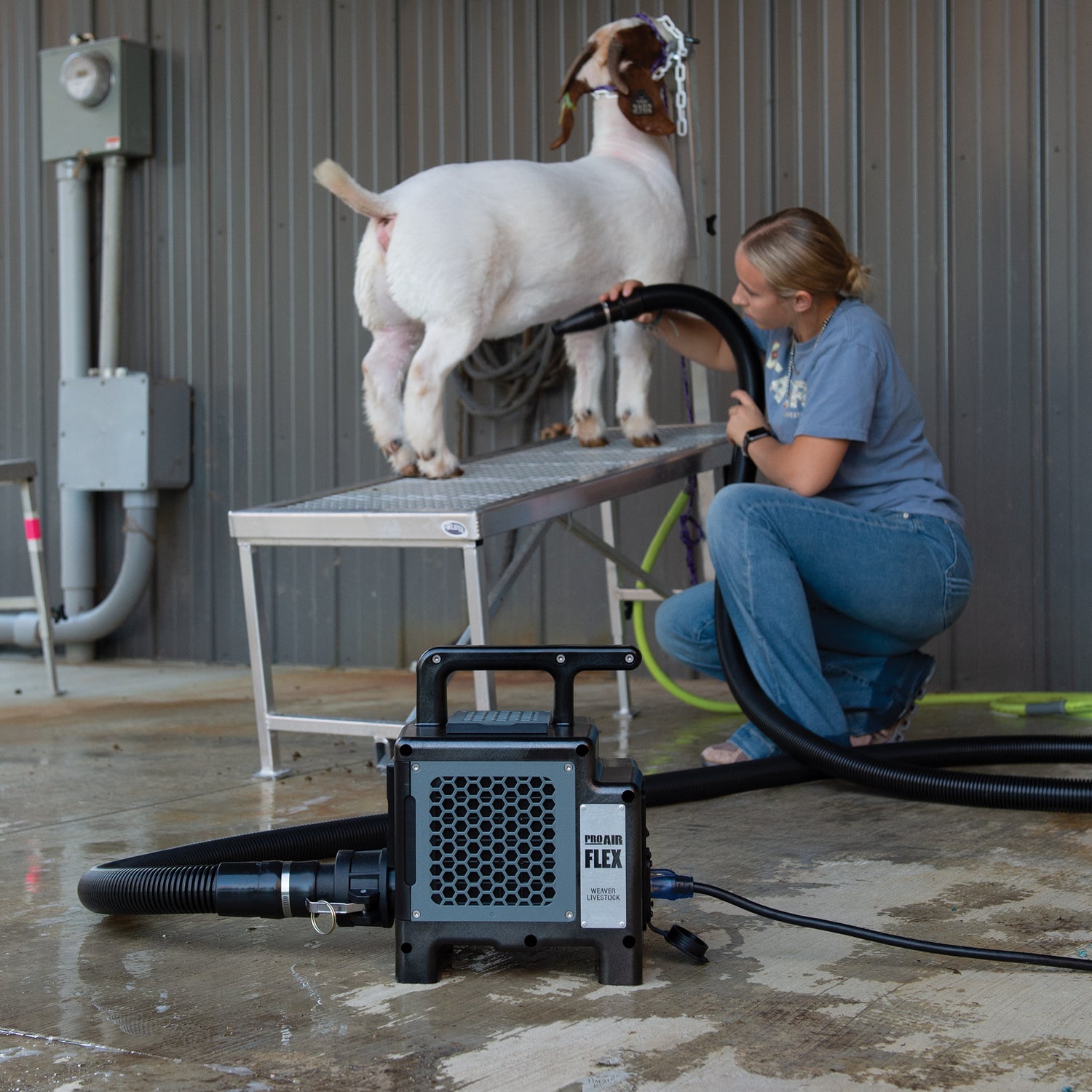 ProAir™ Flex Livestock Blower