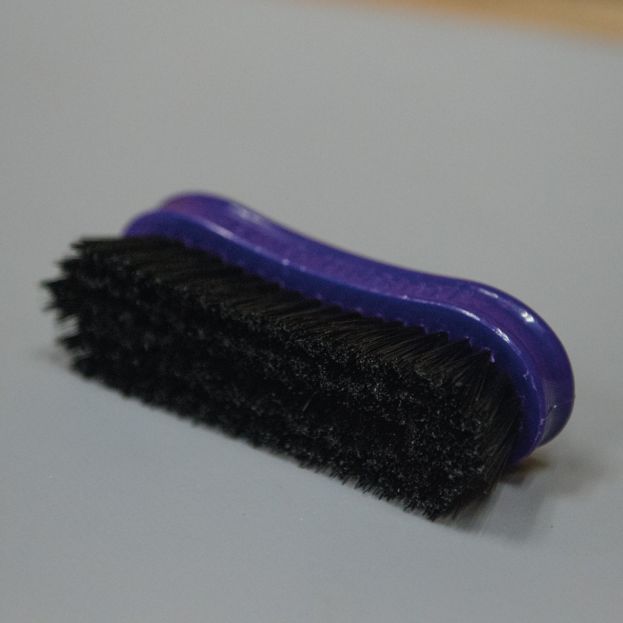 Pig Face Brush, Plastic Handle