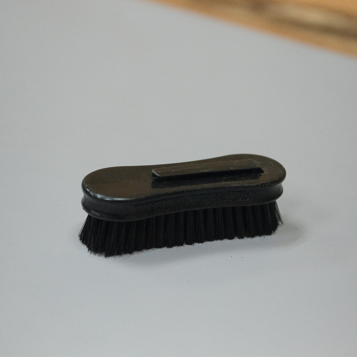 Pig Face Brush, Plastic Handle