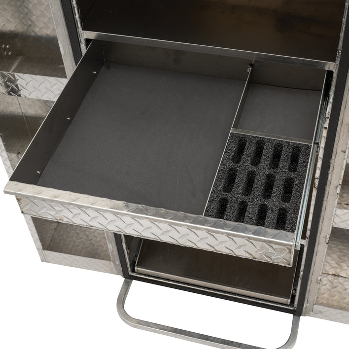 Livestock Show Boxes for Cattle & Pigs - Durable Storage – Weaver Livestock