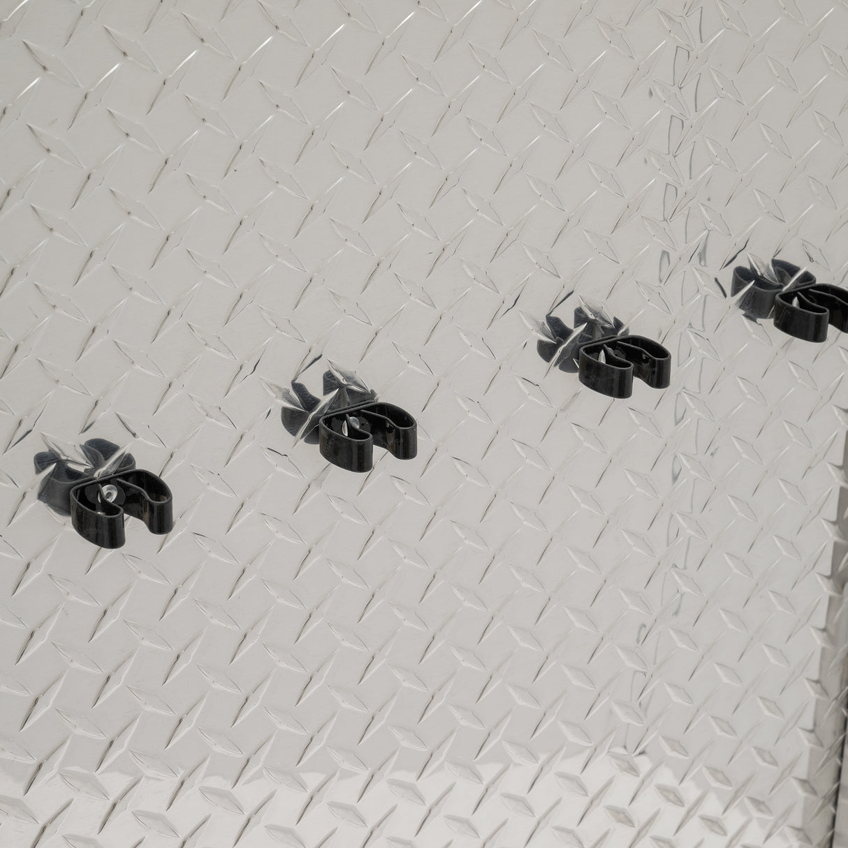 Flip Top LED Deluxe Showbox