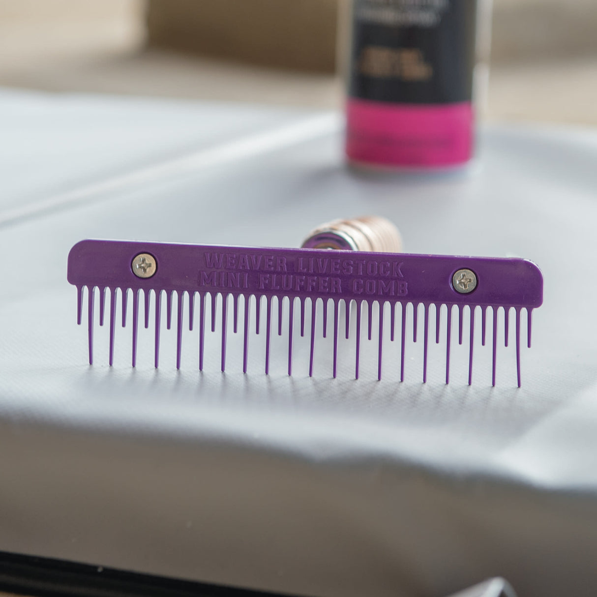 Plastic Mini Fluffer Comb