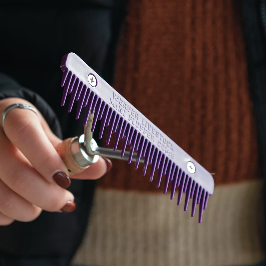 Plastic Mini Fluffer Comb - Weaver Livestock