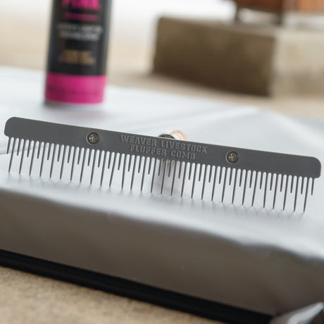 Plastic Fluffer Comb
