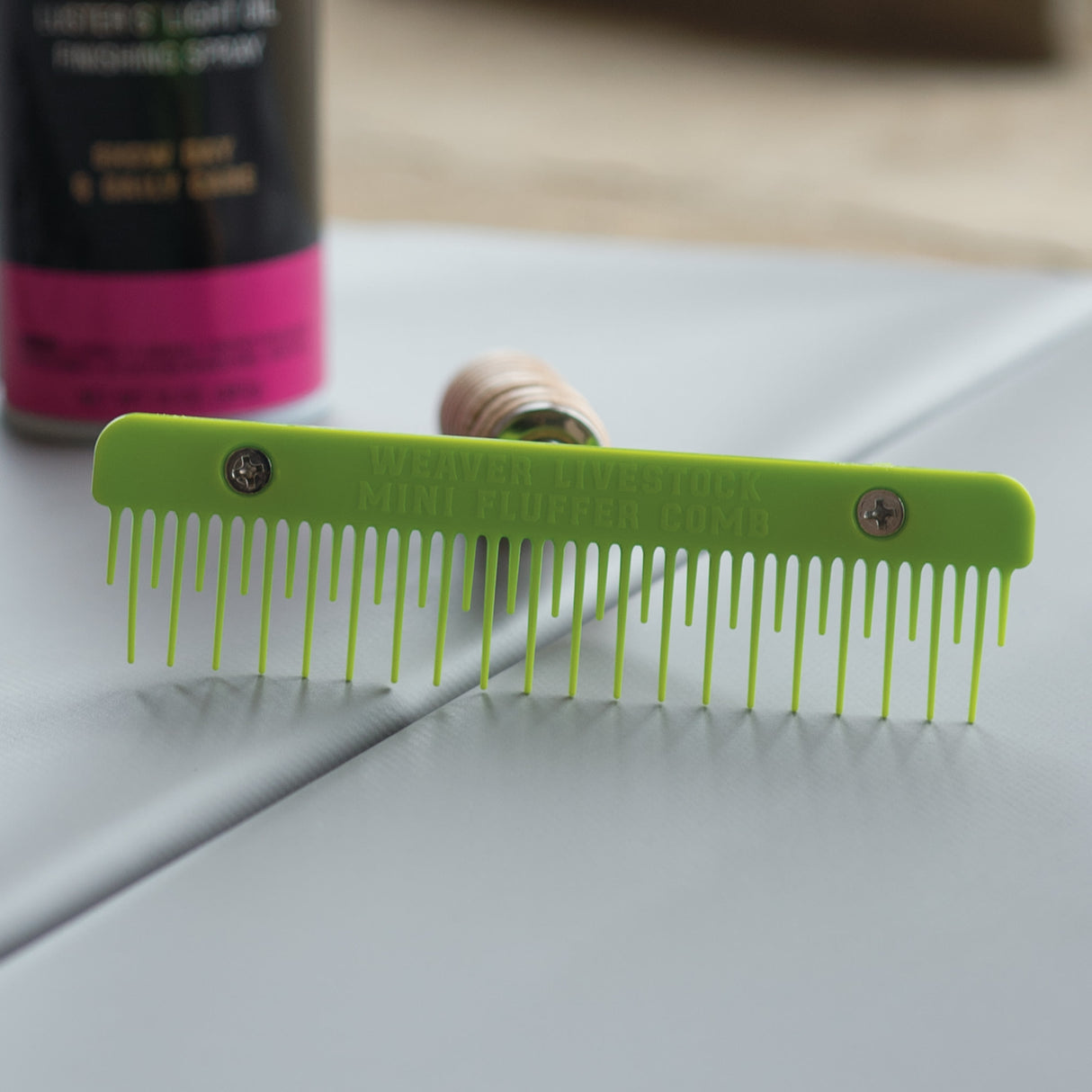 Plastic Mini Fluffer Comb