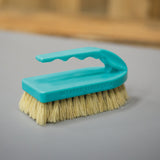 Plastic Tampico Pig Brush with Handle