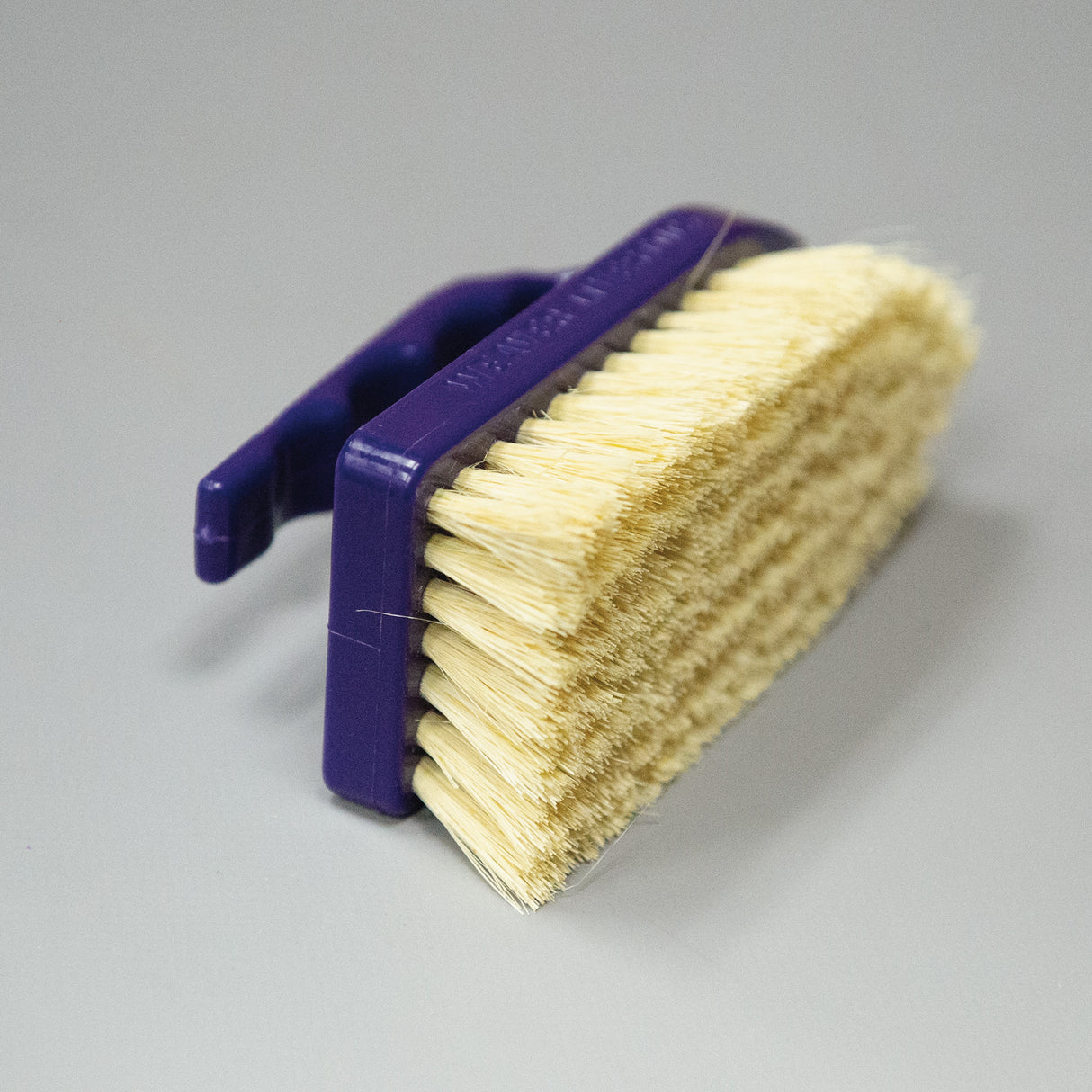 Plastic Tampico Pig Brush with Handle